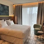 Отель Chateau Rose Golfe De Saint Tropez-grimaud Гримо