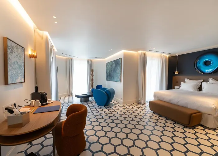 Chateau Rose Golfe De Saint Tropez-grimaud 4* Grimaud