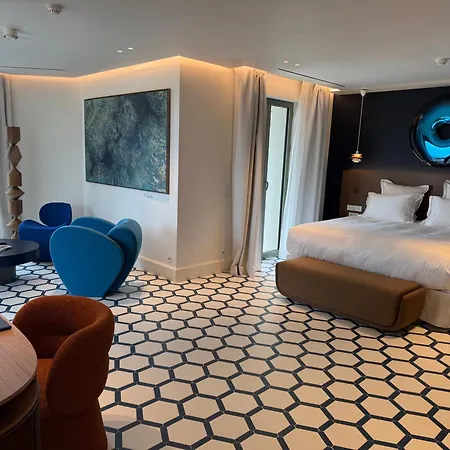 Chateau Rose Golfe De Saint Tropez-grimaud