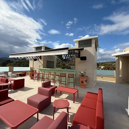 Château Rose Golfe De Saint Tropez-grimaud