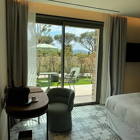 Chateau Rose Golfe De Saint Tropez-grimaud Hotel
