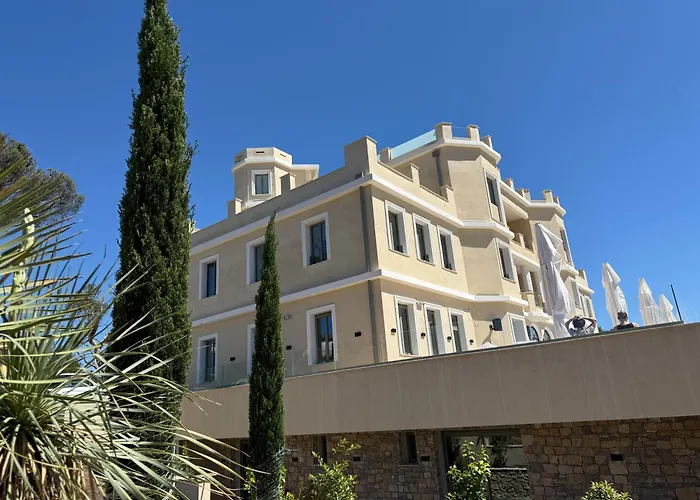 Chateau Rose Golfe De Saint Tropez-grimaud 4*