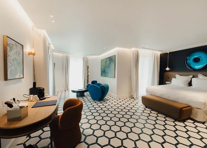 Chateau Rose Golfe De Saint Tropez-grimaud